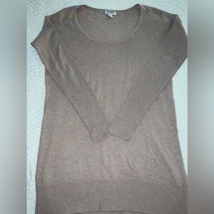 Old Navy Scoop Light Taupe sweater w/fitted ribbed long sleeves Size S